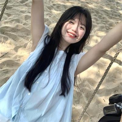 迎风伫立的狮子